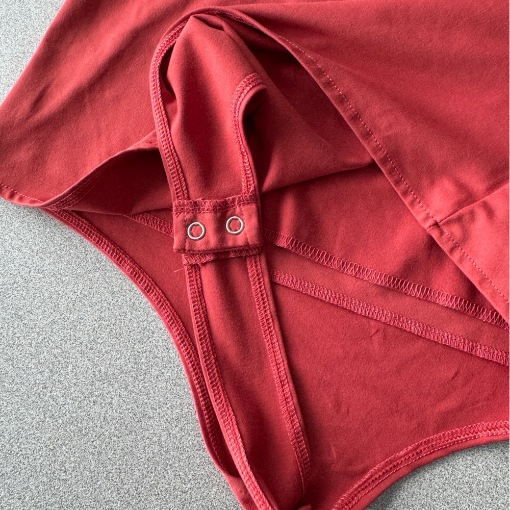 Reo Ria Bodysuit - Picture 4 of 7